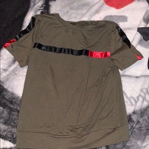 Dark green tee